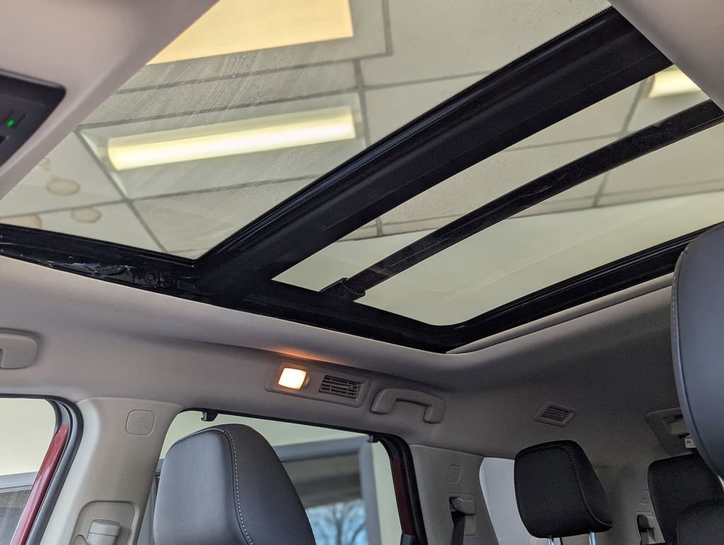 New 2026 Nissan Pathfinder Platinum image 26