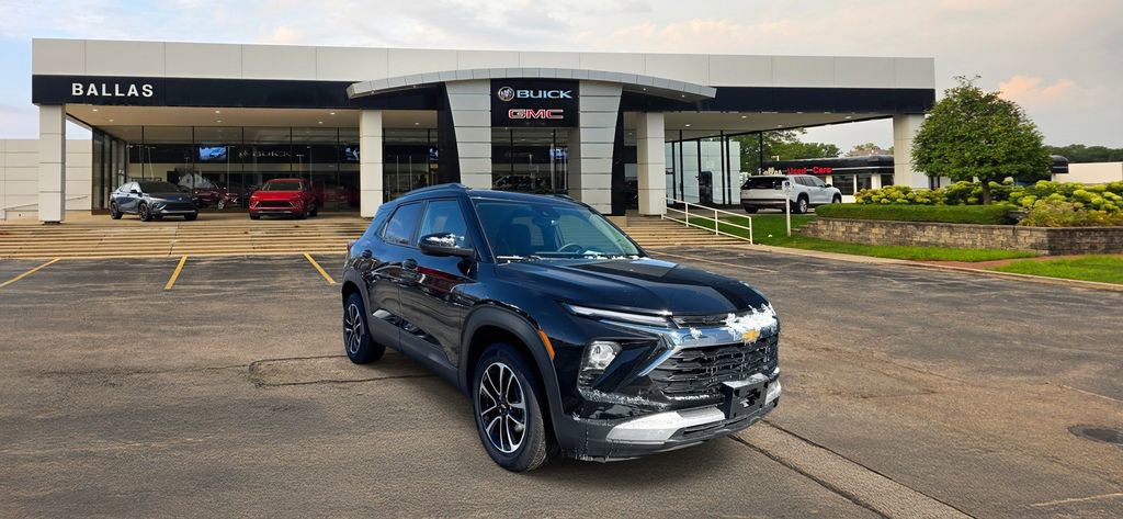 Certified 2025 Chevrolet TrailBlazer LT image 1