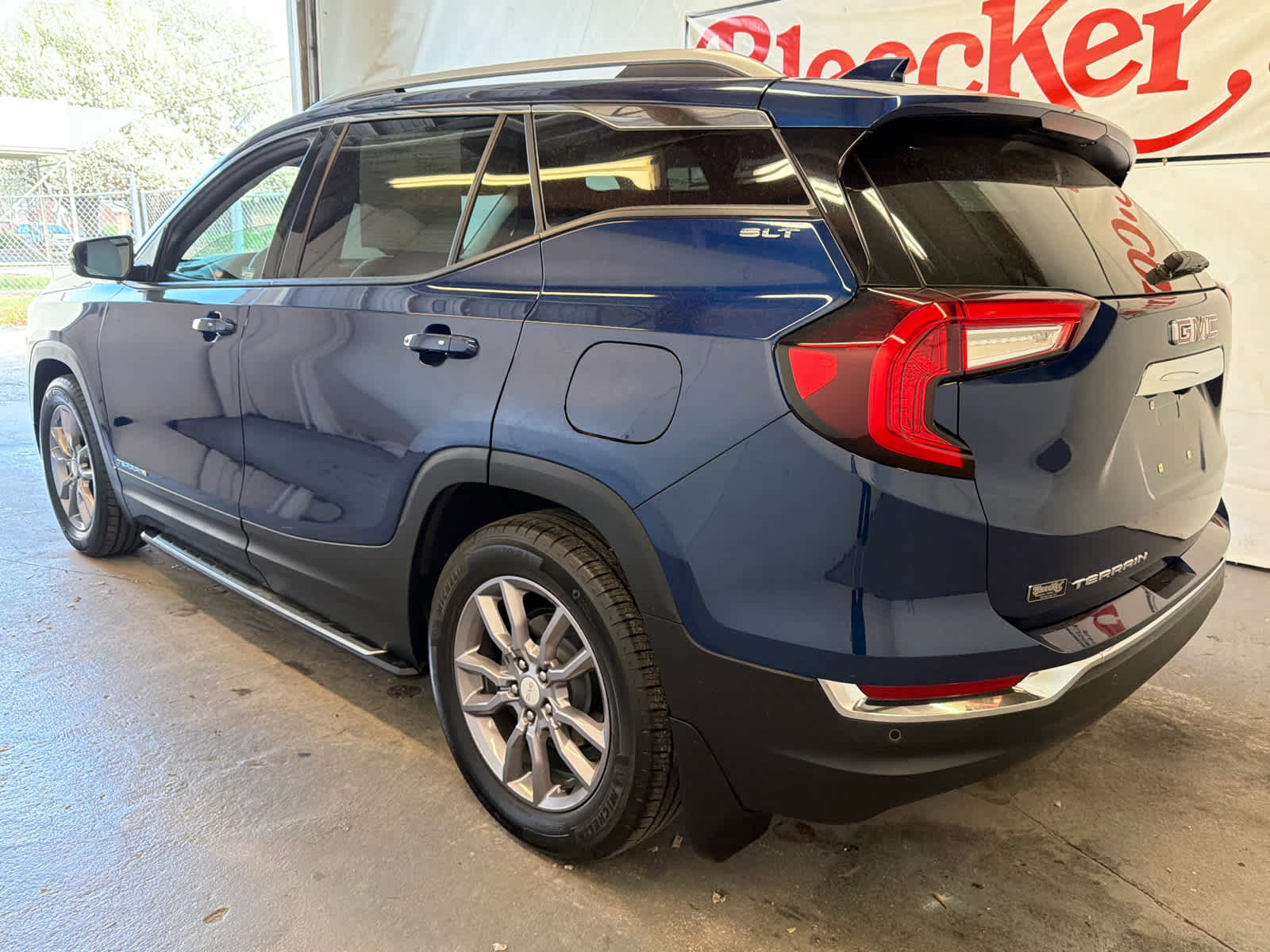 Used 2023 GMC Terrain SLT w/ LPO, 'HIT The Road' Package image 9