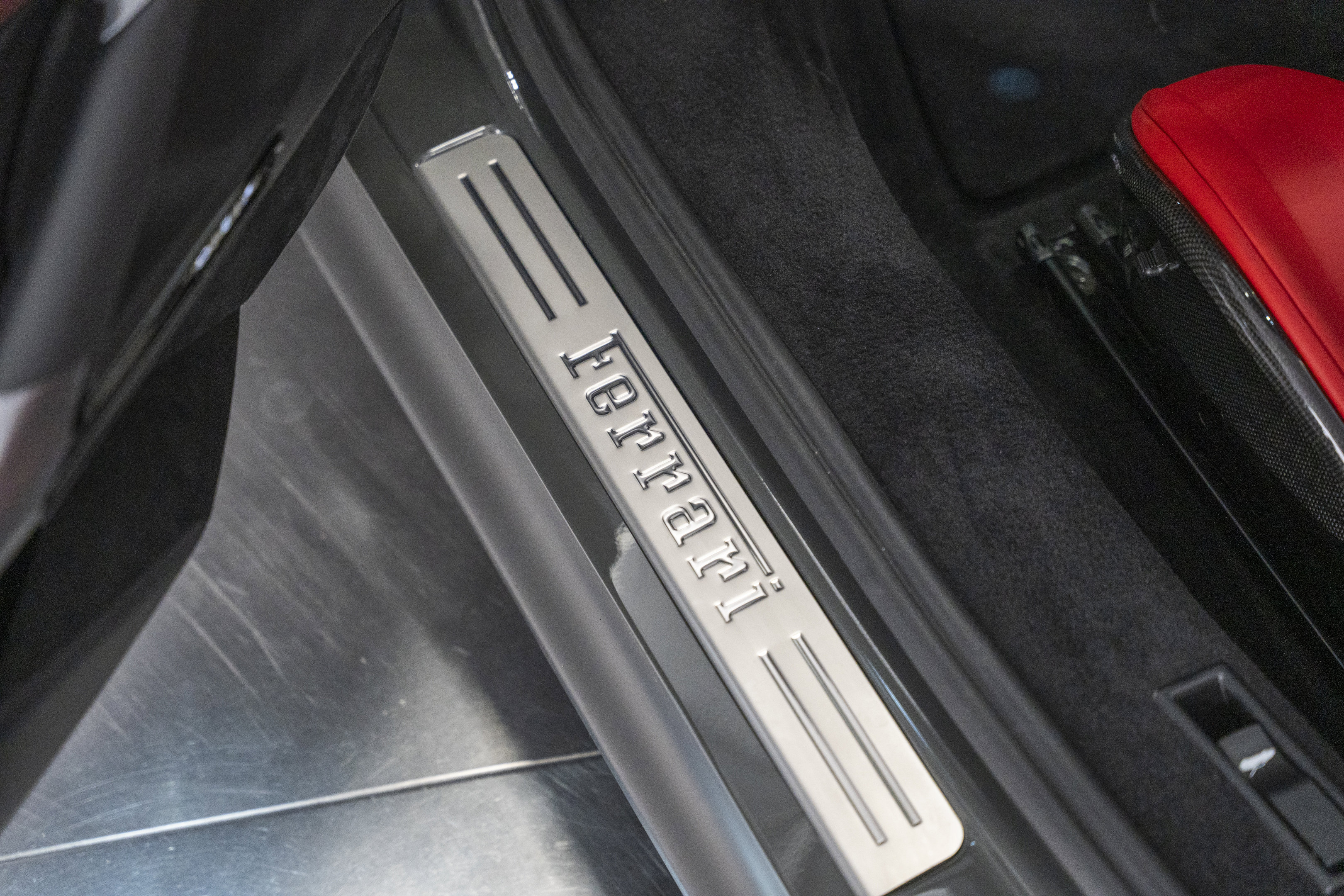 Certified 2025 Ferrari SF90 Spider AWD/4WD image 27