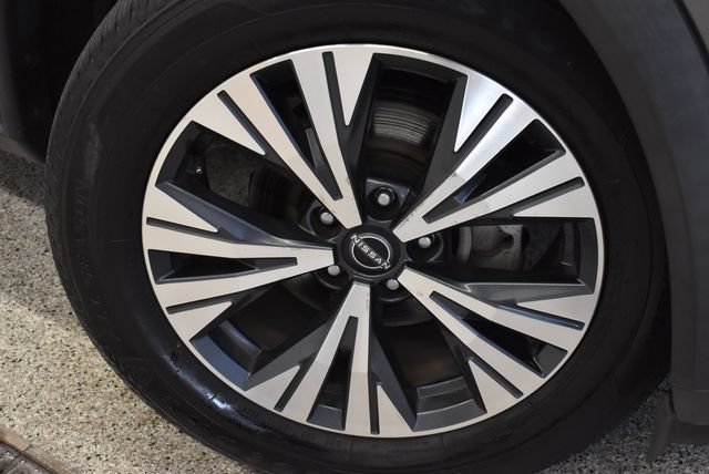 Used 2023 Nissan Rogue SV AWD/4WD image 28