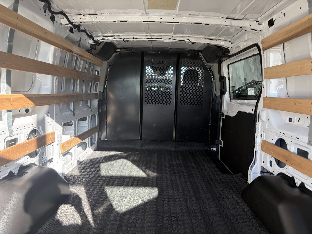 Used 2024 Ford Transit 250 Low Roof w/ Exterior Upgrade Package image 18