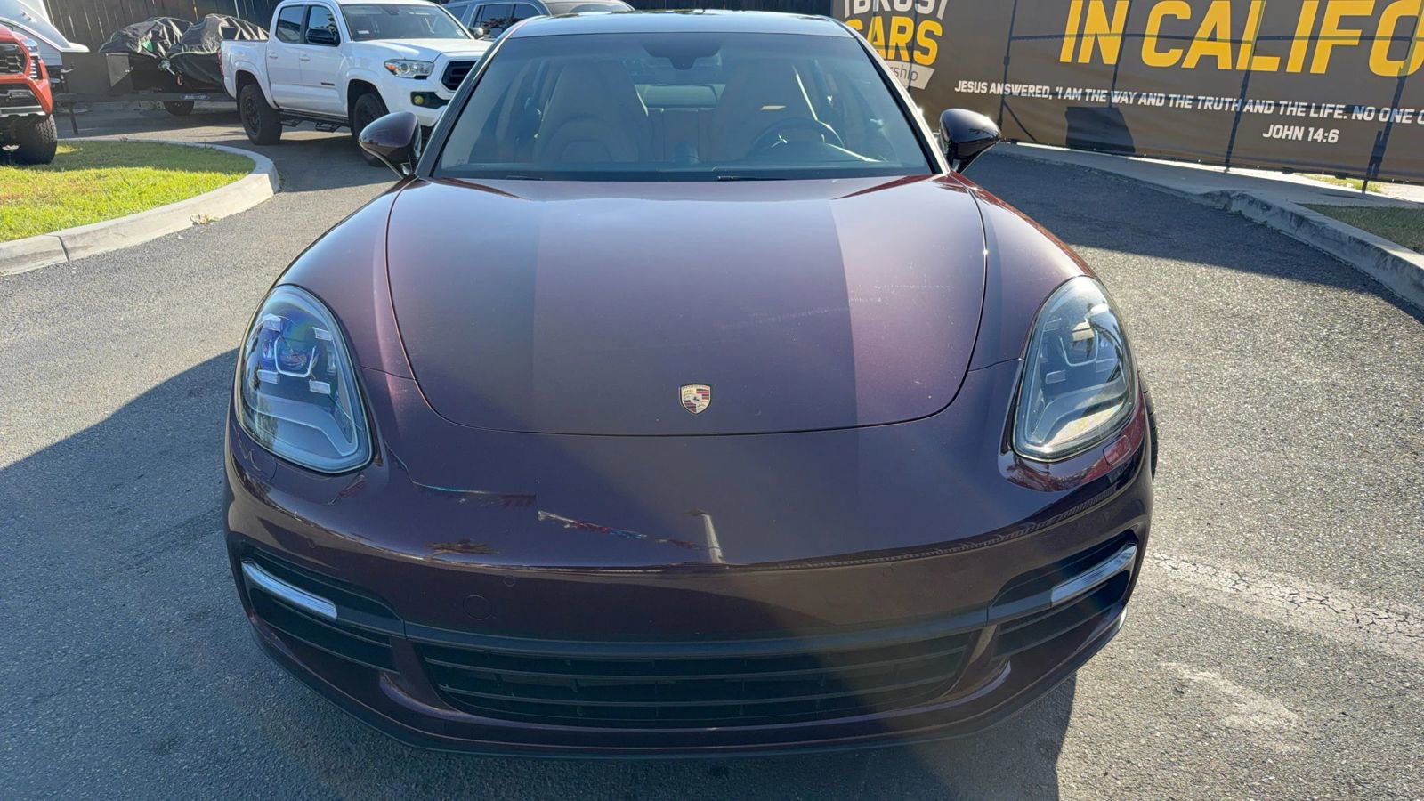 Used 2018 Porsche Panamera 4 AWD/4WD image 3