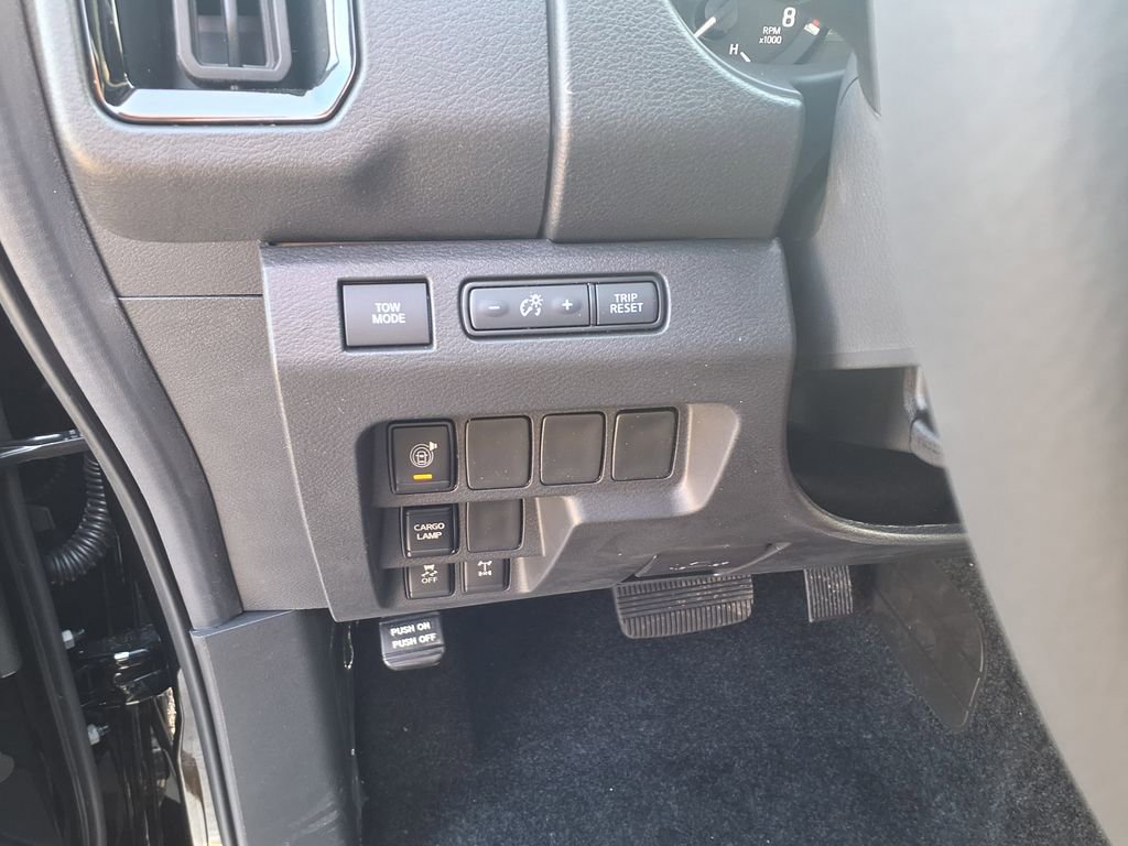 New 2026 Nissan Frontier PRO-4X AWD/4WD image 37
