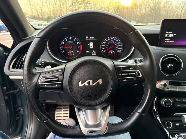Used 2023 Kia Stinger GT-Line w/ Sun & Sound Package image 28