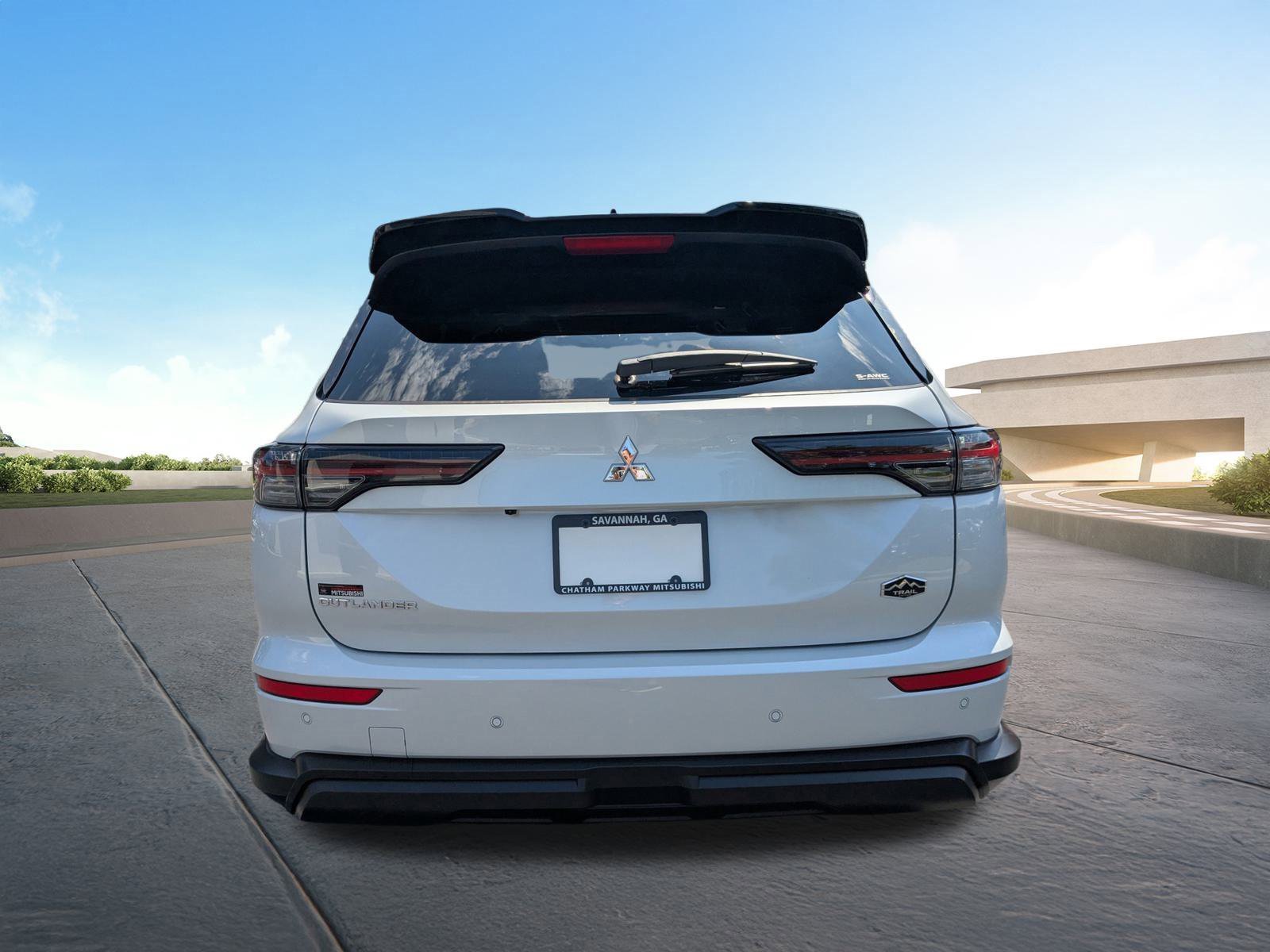 New 2025 Mitsubishi Outlander AWD image 5