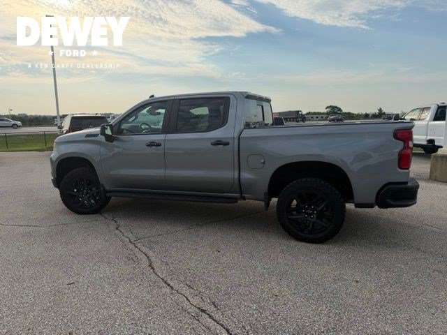 Used 2024 Chevrolet Silverado 1500 LT Trail Boss w/ Convenience Package II AWD/4WD image 9