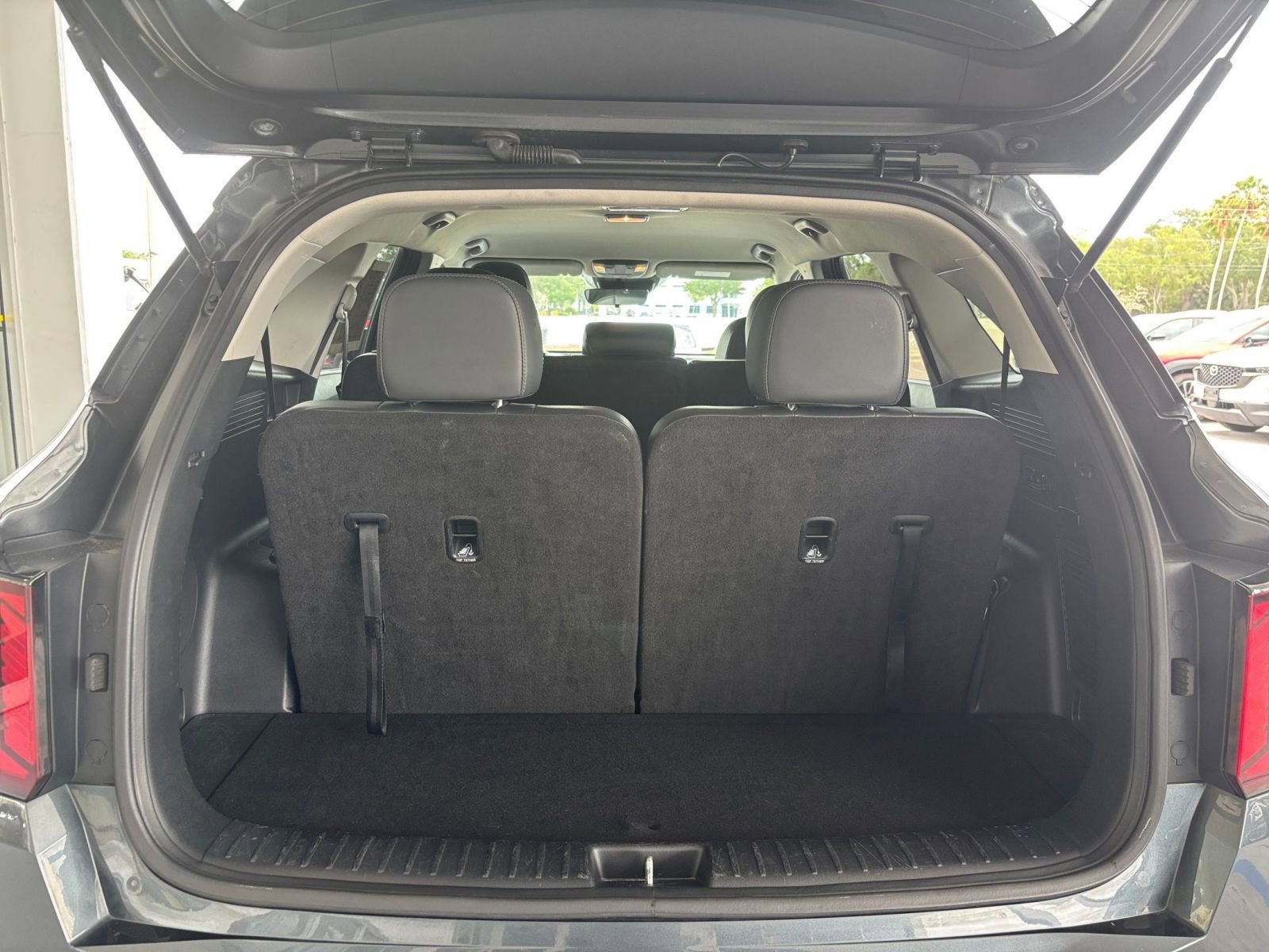 Used 2024 Kia Sorento S FWD image 34