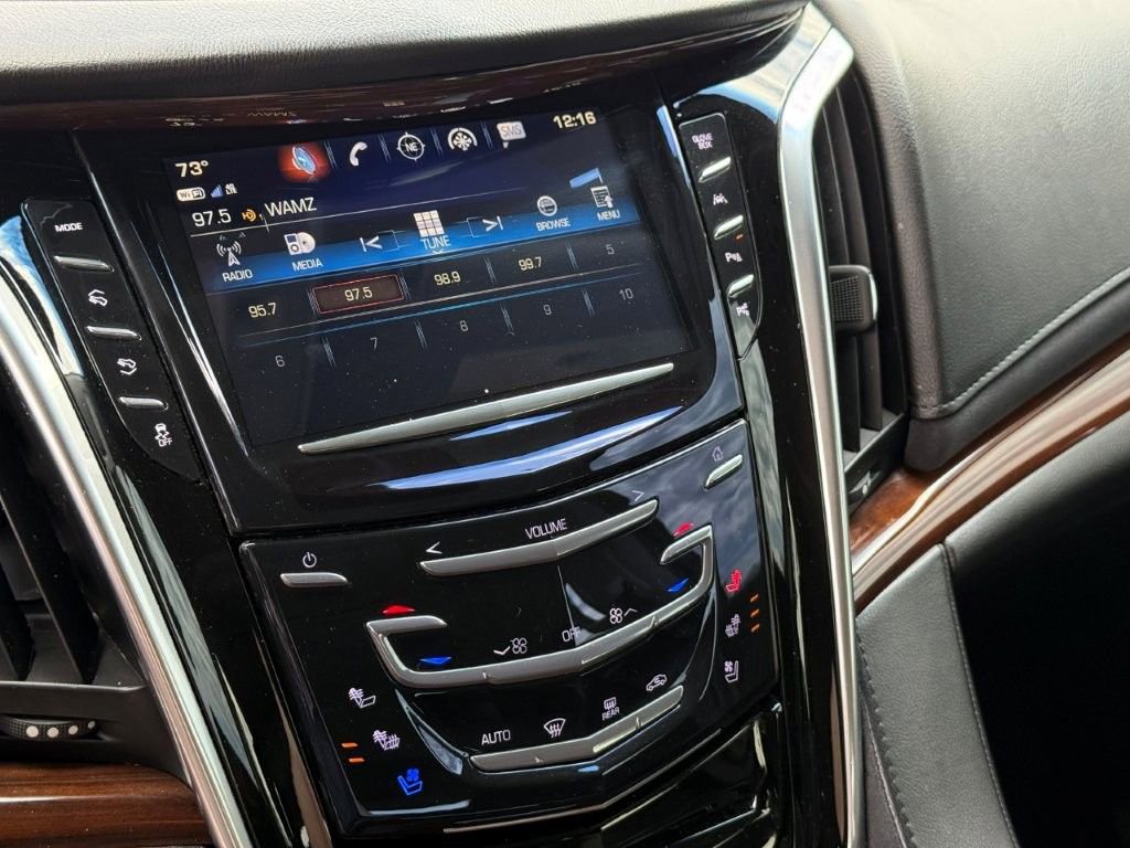 Used 2018 Cadillac Escalade ESV Premium Luxury AWD/4WD image 29