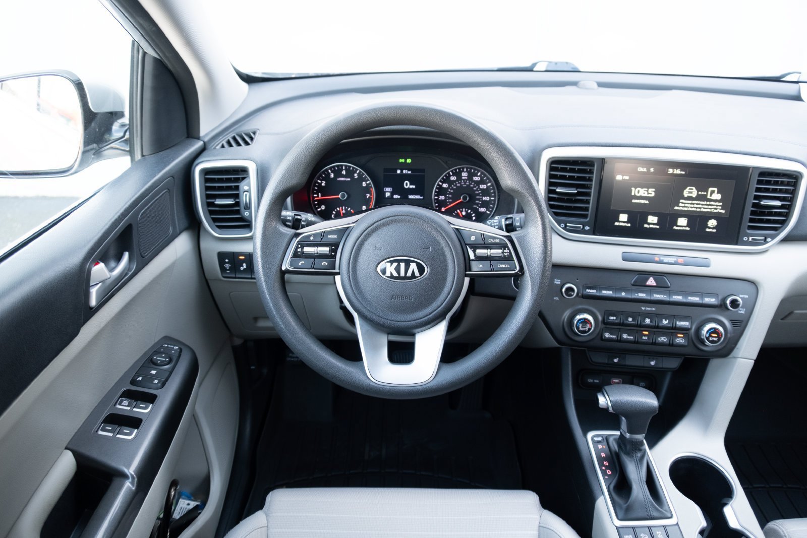 Used 2022 Kia Sportage LX w/ LX AWD Value Edition Package image 2
