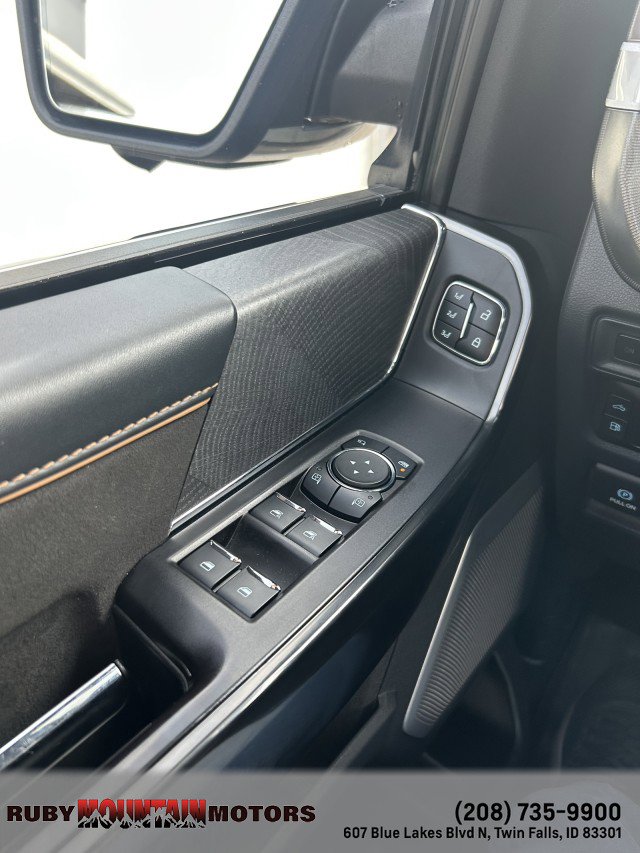 Used 2021 Ford F150 Platinum w/ FX4 Off-Road Package AWD/4WD image 13