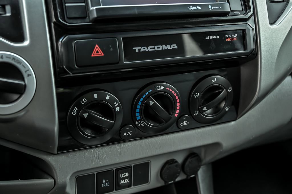 Used 2015 Toyota Tacoma TRD Pro AWD/4WD image 24