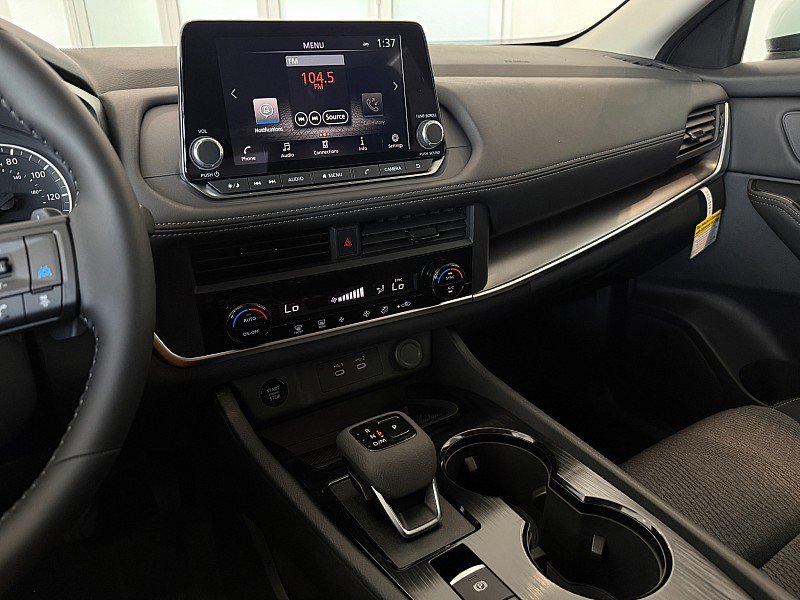 New 2026 Nissan Rogue SV AWD/4WD image 30