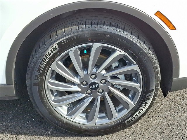 Used 2024 Lincoln Corsair Reserve w/ Equipment Group 201A image 9