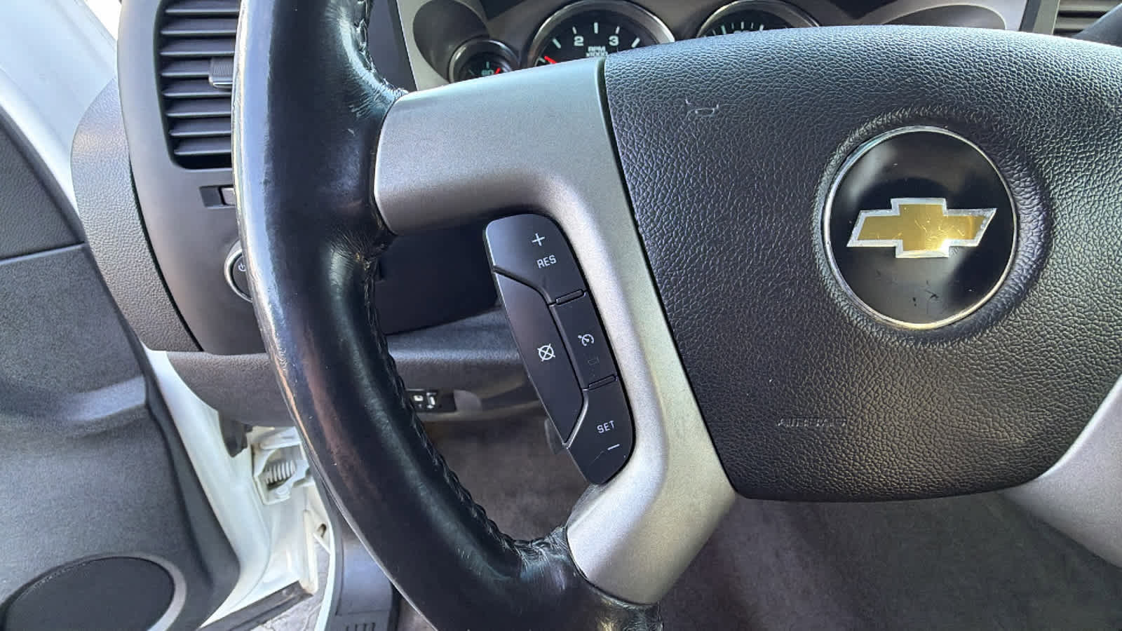 Used 2014 Chevrolet Silverado 2500 LT image 19