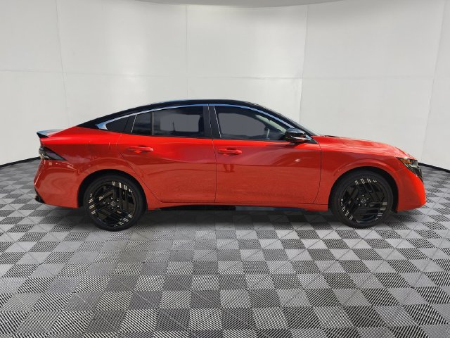 New 2026 Nissan Sentra SR w/ Floor Mat Package FWD image 4