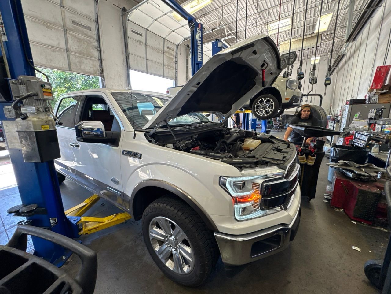 Used 2018 Ford F150 King Ranch w/ Equipment Group 601A Luxury AWD/4WD image 4