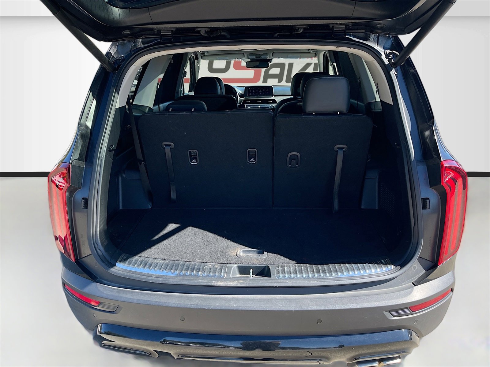 Used 2022 Kia Telluride SX w/ Nightfall Edition Package image 28