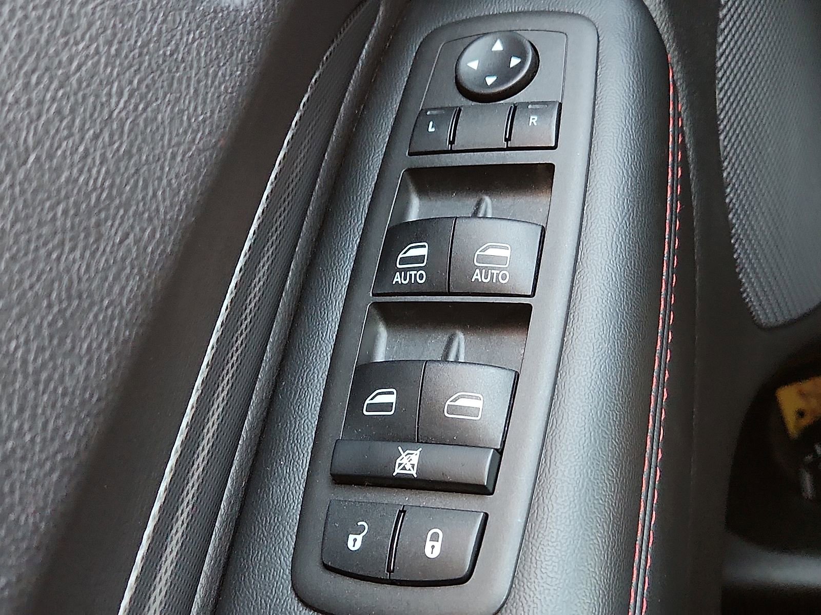 Used 2025 Dodge Durango GT image 22