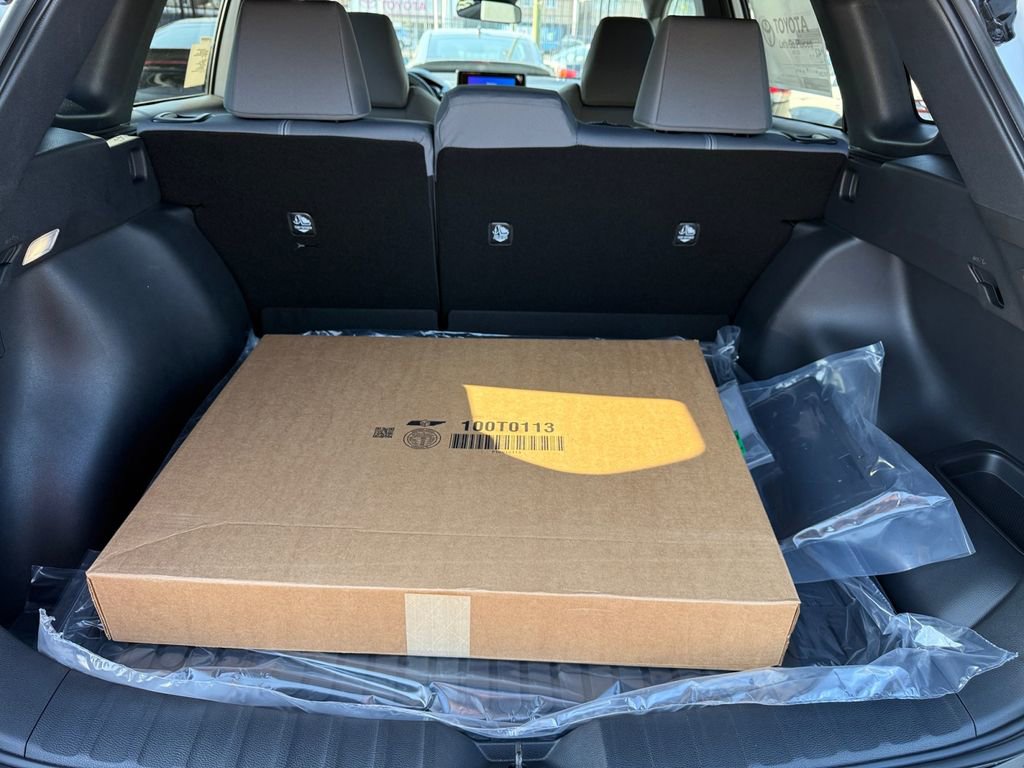 New 2026 Toyota Corolla Cross SE image 23