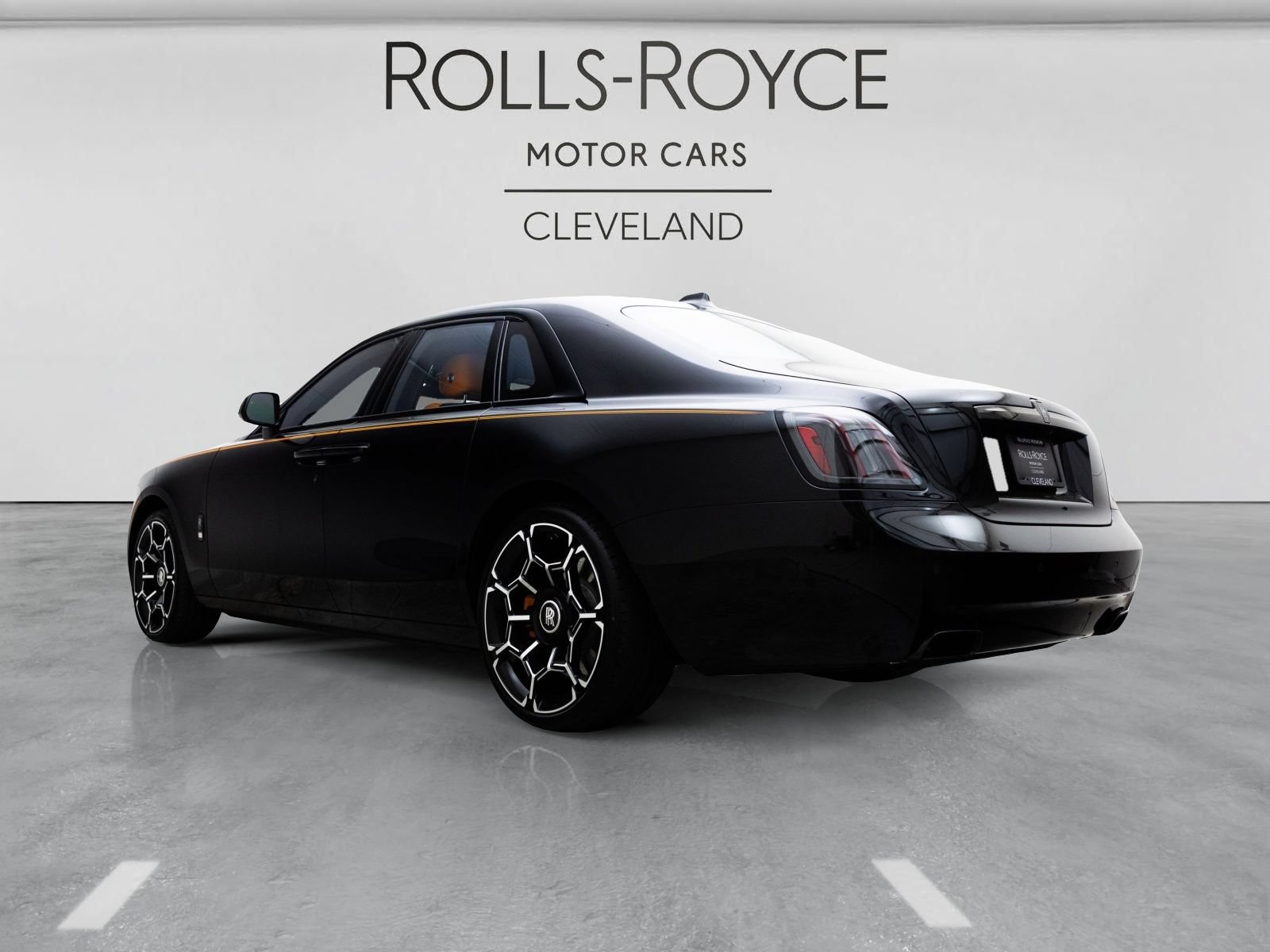 New 2027 Rolls-Royce Ghost Black Badge AWD/4WD image 2