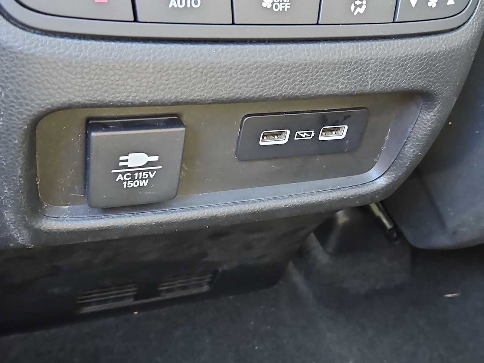 Certified 2023 Honda Pilot Elite image 33