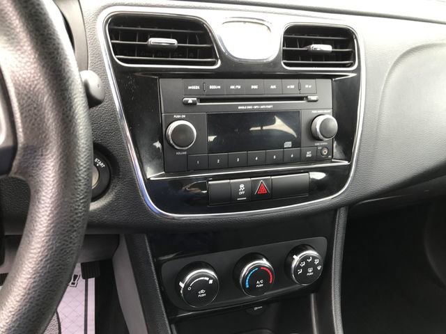 Used 2013 Chrysler 200 LX image 8