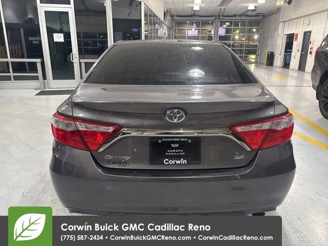 Used 2015 Toyota Camry SE w/ Moonroof Package FWD image 7