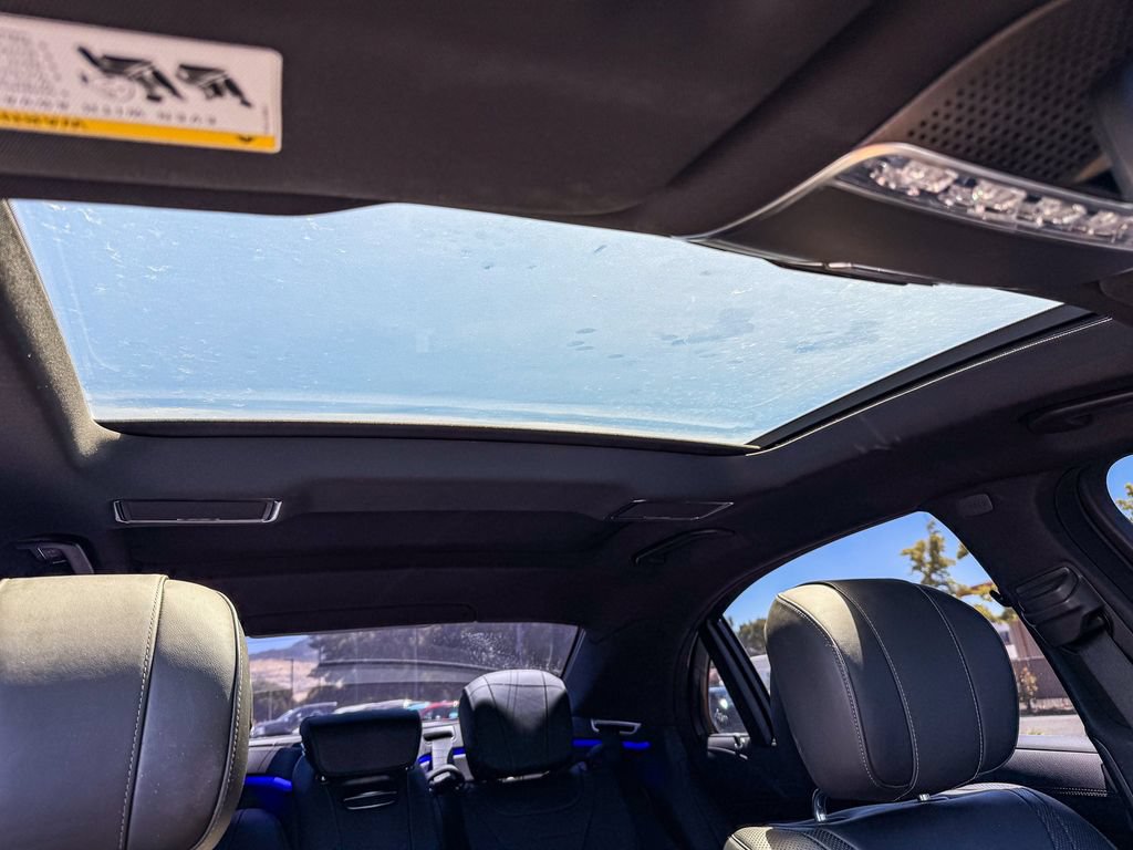 Used 2019 Mercedes-Benz S 560 Sedan image 19