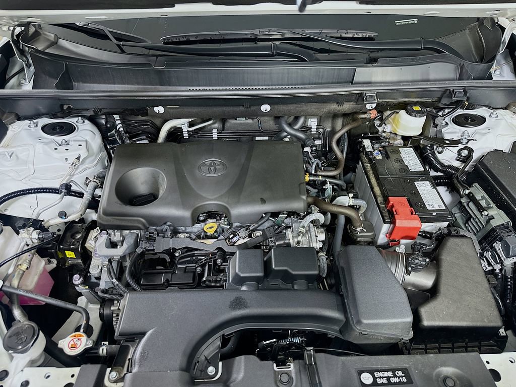 Used 2025 Toyota RAV4 XLE Premium FWD image 9