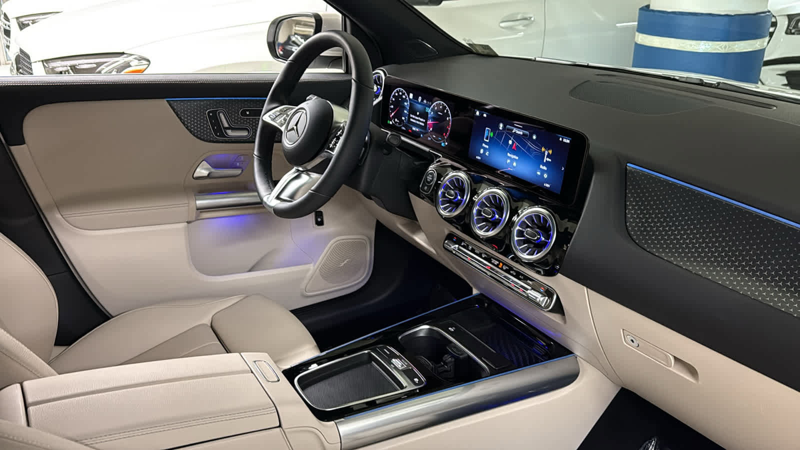 Used 2025 Mercedes-Benz GLA 250 4MATIC image 34