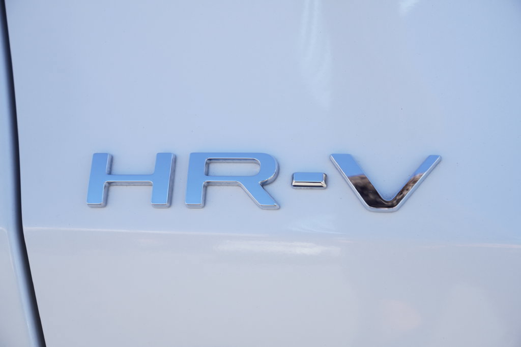 Used 2025 Honda HR-V Sport image 13