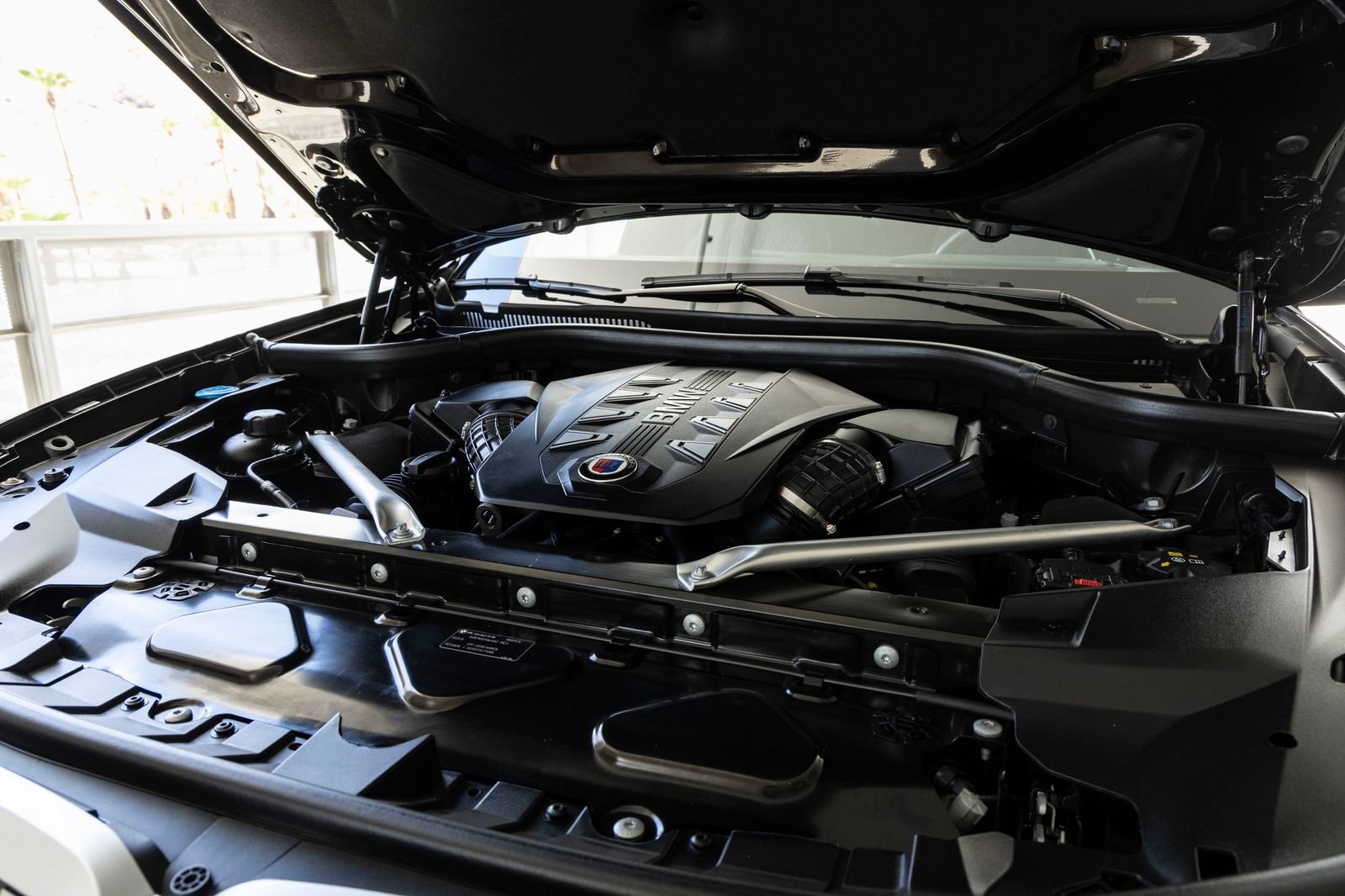 Used 2023 BMW ALPINA XB7 AWD/4WD image 42