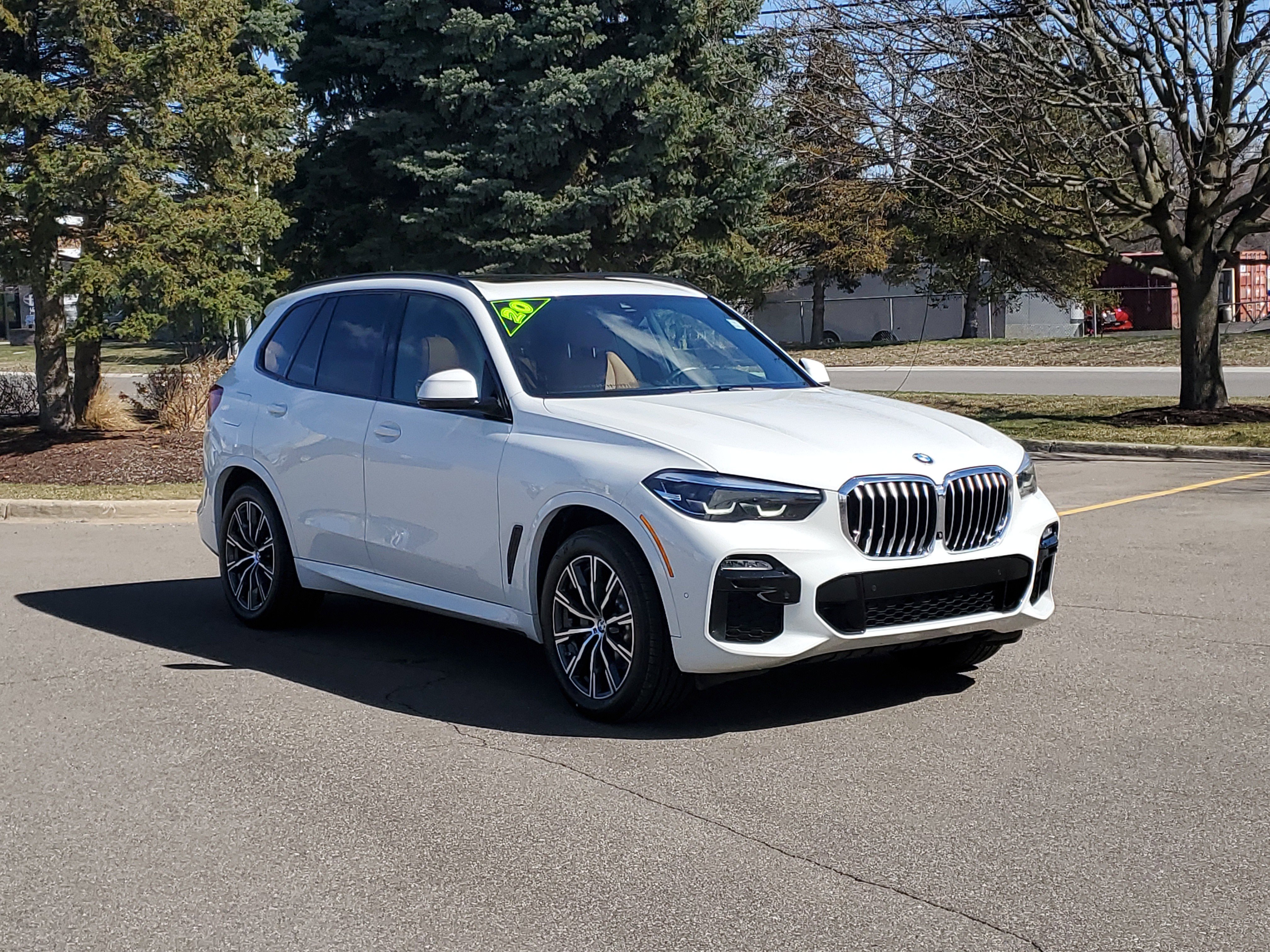 Used 2020 BMW X5 xDrive40i w/ M Sport Package image 4