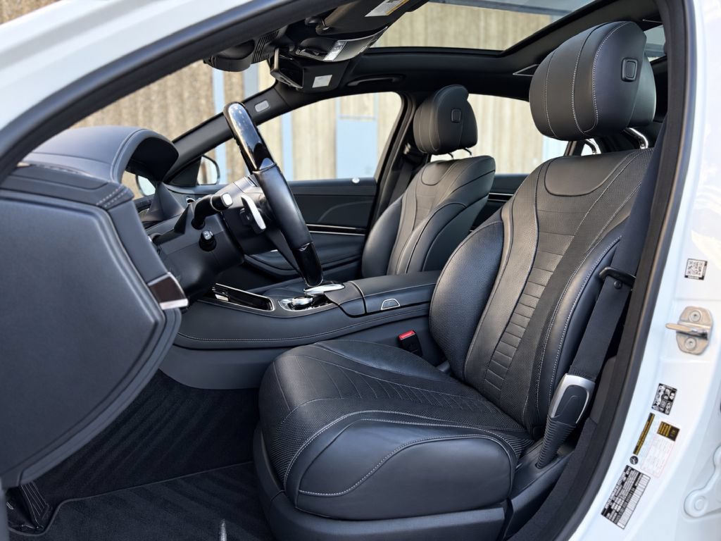 Used 2020 Mercedes-Benz S 560 Sedan image 15