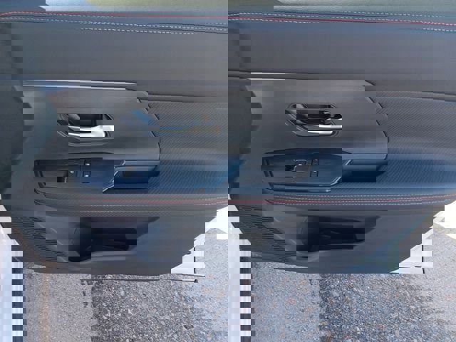 New 2026 Nissan Kicks SR image 29