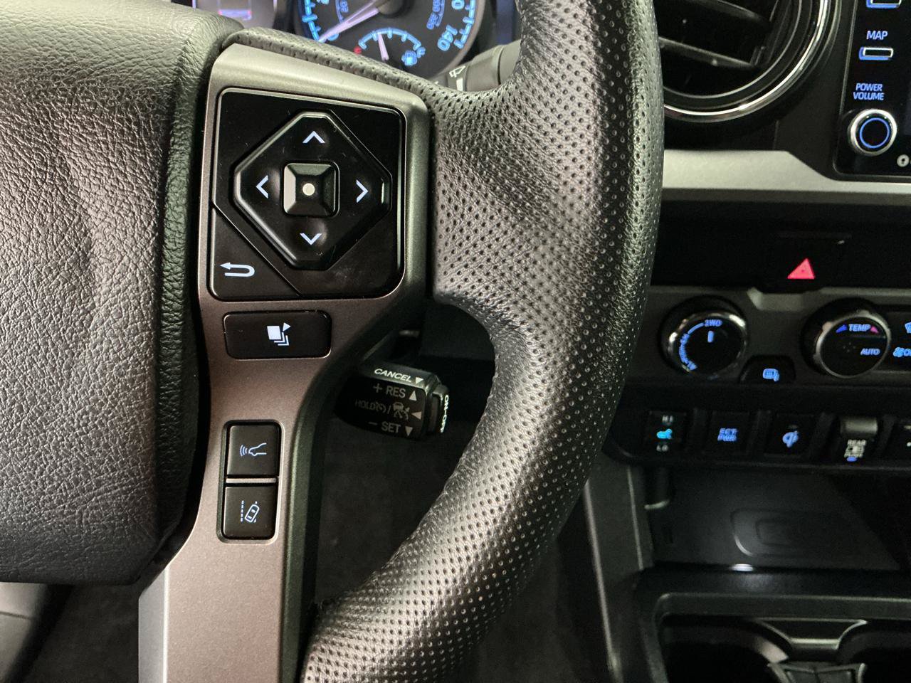 Used 2021 Toyota Tacoma TRD Off-Road AWD/4WD image 20