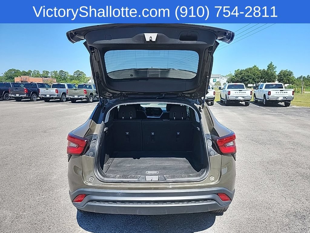 Used 2024 Chevrolet Trax LS FWD image 24