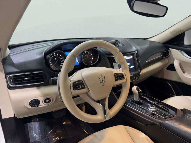 Used 2017 Maserati Levante S AWD/4WD image 18