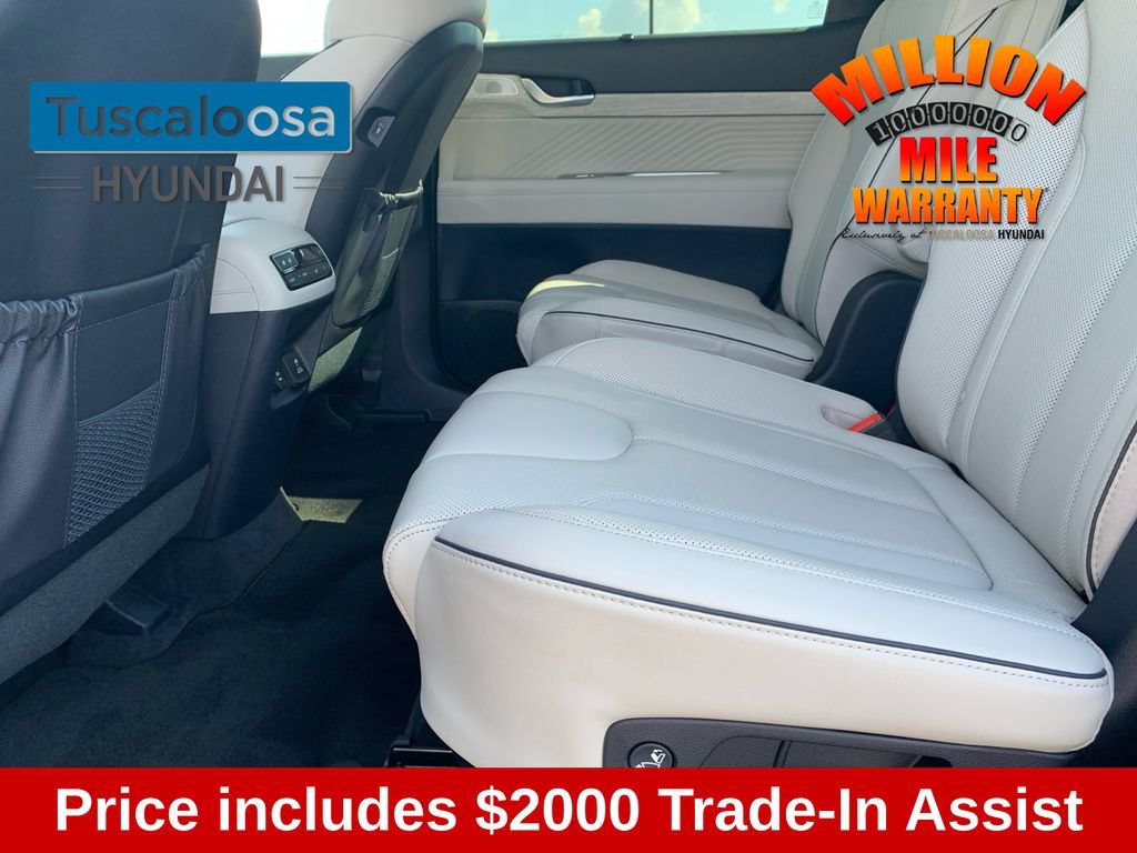 Used 2025 Hyundai Palisade Calligraphy FWD image 23
