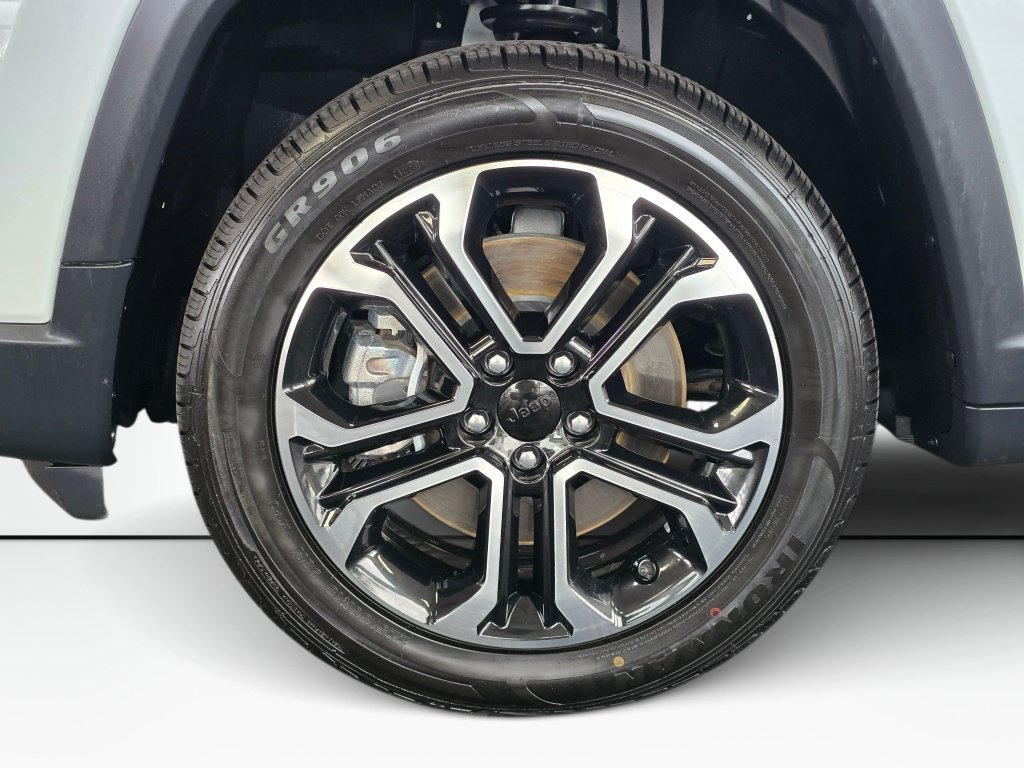 Used 2024 Jeep Compass Limited AWD/4WD image 11