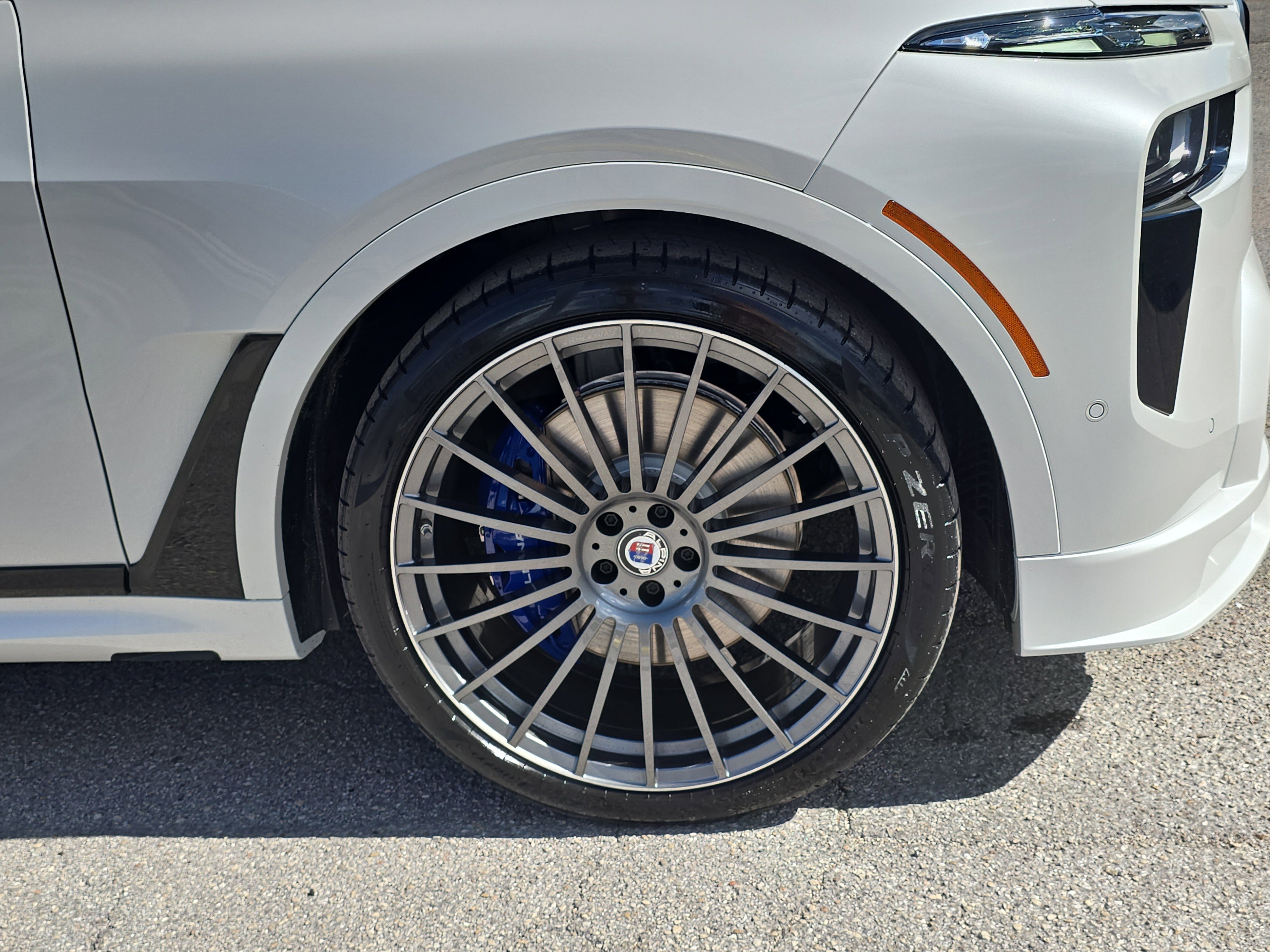 New 2026 BMW ALPINA XB7 image 38