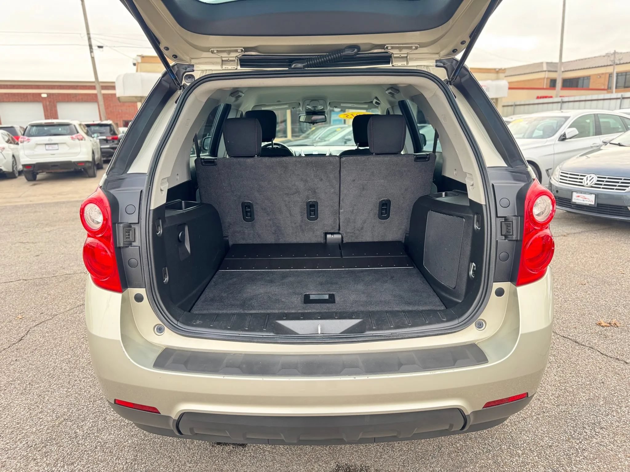 Used 2015 Chevrolet Equinox LS FWD image 9