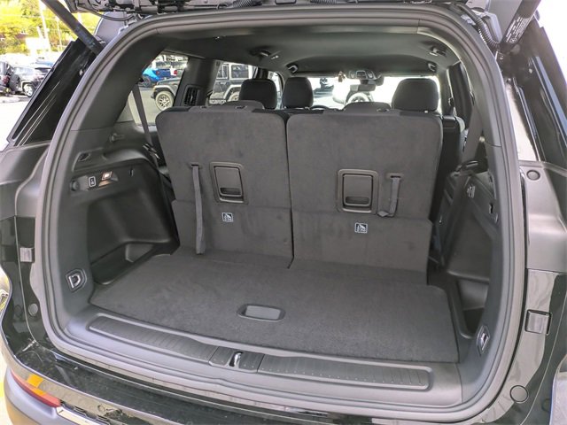 New 2025 Jeep Grand Cherokee L Laredo w/ Luxury Tech Group I image 26