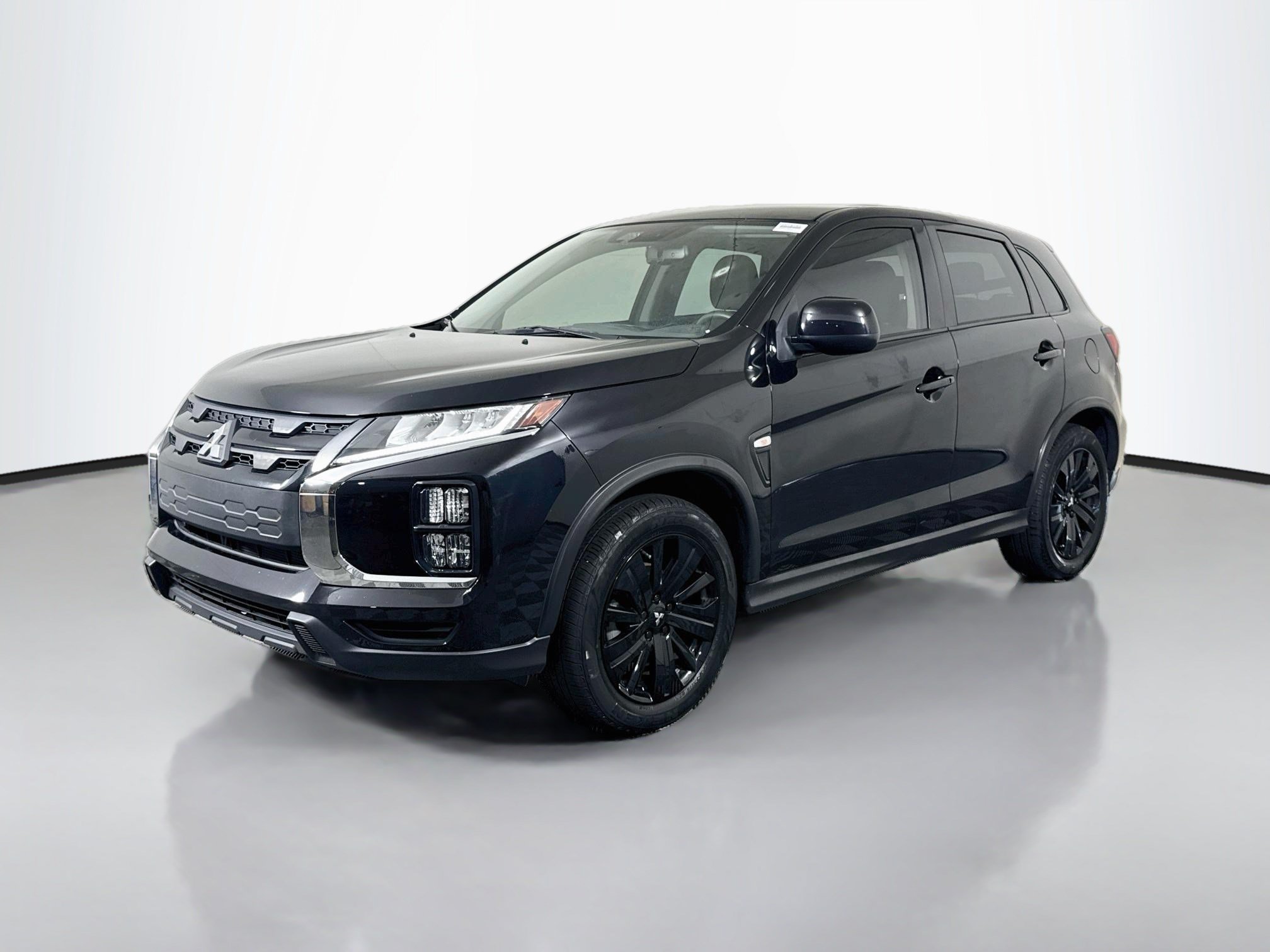 Used 2024 Mitsubishi Outlander Sport LE AWD/4WD image 4