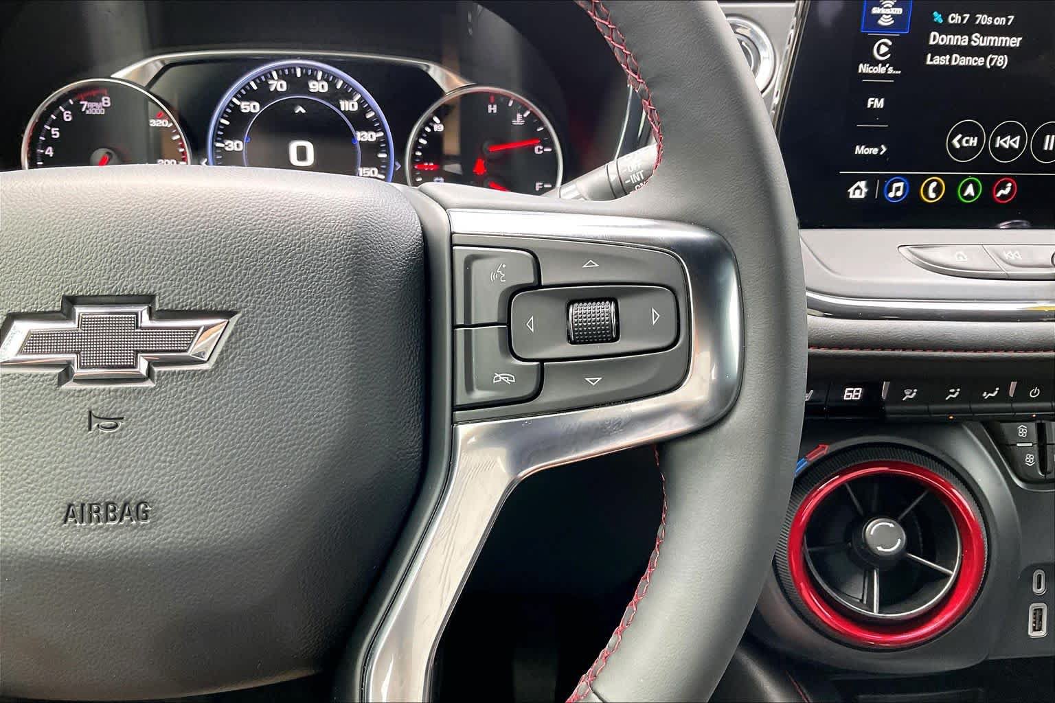 Used 2024 Chevrolet Blazer RS w/ Driver Confidence II Package FWD image 19