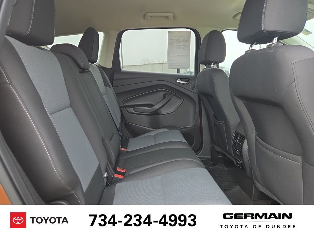 Used 2017 Ford Escape SE w/ Equipment Group 201A image 17