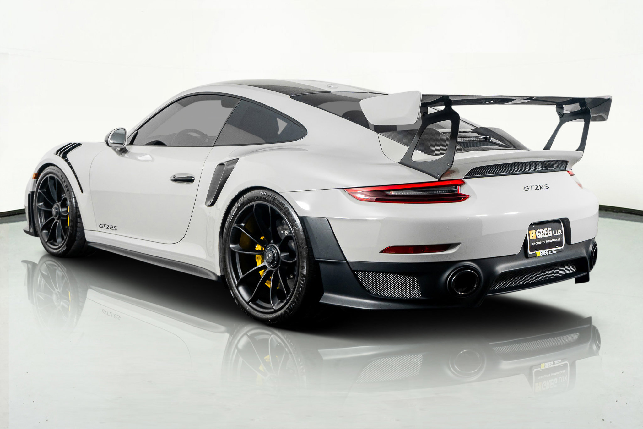 Used 2018 Porsche 911 GT2 RS w/ Weissach Package image 15