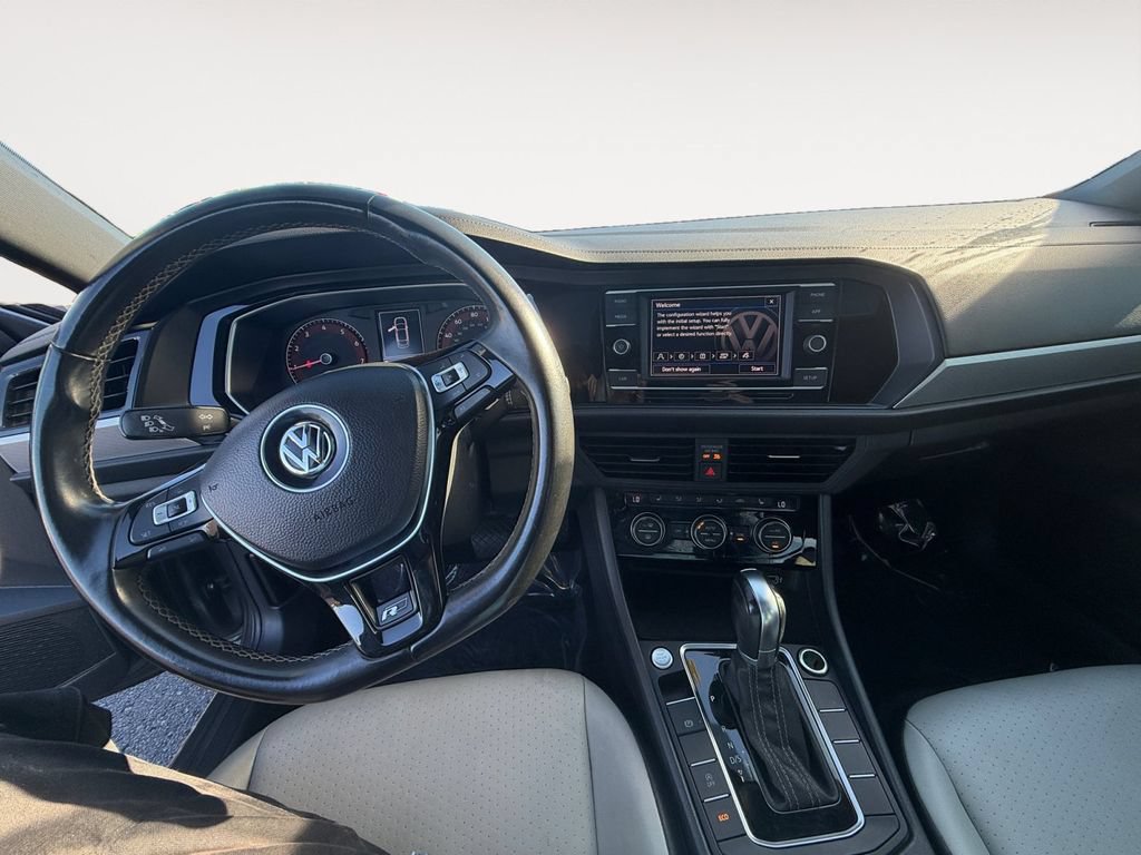 Used 2019 Volkswagen Jetta R-Line FWD image 10