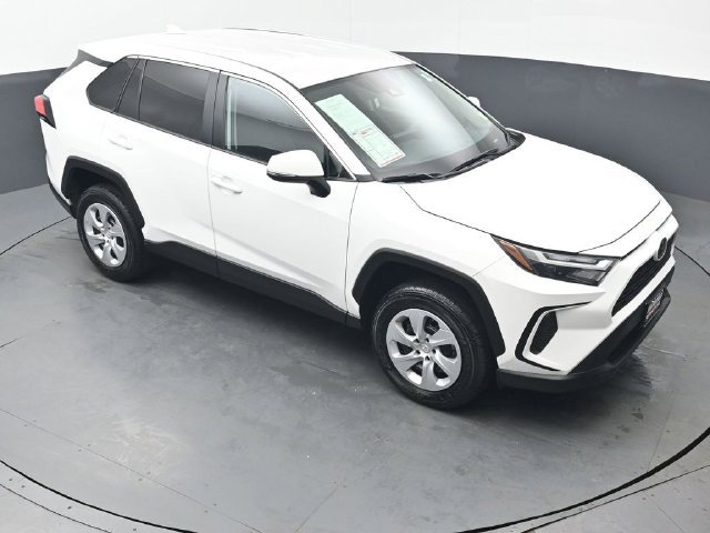 Certified 2025 Toyota RAV4 LE AWD/4WD image 40